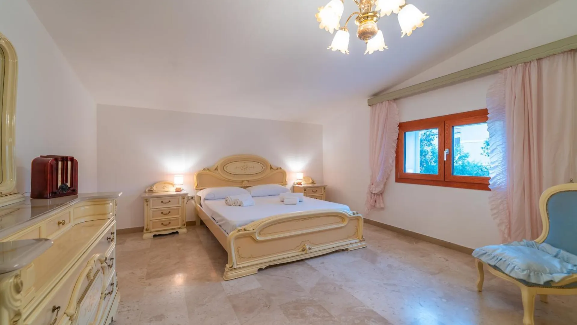 Brorent Domo De Aurora Aparthotel Όλμπια 0*,  Ιταλία
